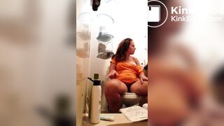 Pooping With Her Feet Up