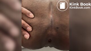 Girl pooping - video 806