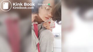 Brasileira gostosa cagando 7