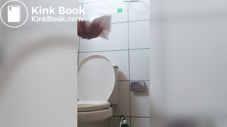 Brasileira gostosa cagando 7