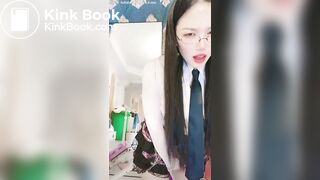 TikTok girl poop