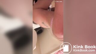 sexy girl poops for u