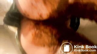 Big poop in white panties under green skirt