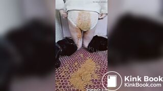 Japanese pantypoop - video 4