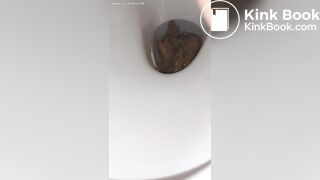 girl pooping selfie2
