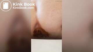 Girl pooping on toilet - video 139