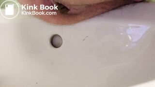 shitting in the sink - video 4