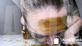 Dirty beauty @scatdark