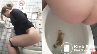 Girl diarrhea in public toilet two times