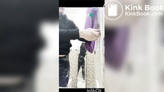 Pooping - video 667