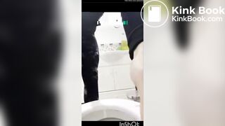Pooping - video 667