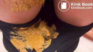 Mast ebony bitch scat in panties