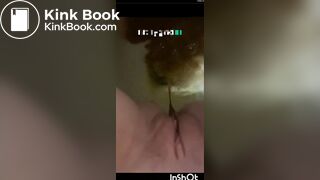 Pooping - video 657