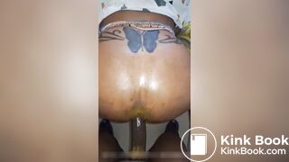 Fat ebony ass easily slides in shitty dick