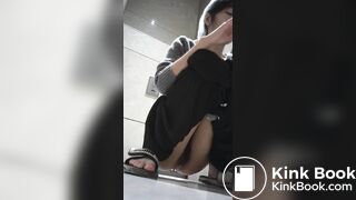 chinese beautiful girl diarrhea