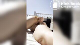 SQ massages the shit out of her ass