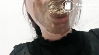 Shit kissing - video 6