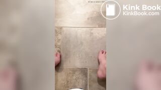 Girl pooping on toilet - video 8