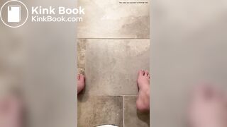Girl pooping on toilet - video 8