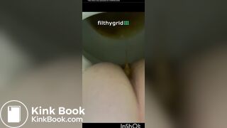 Pooping - video 654