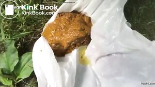 Pretty Woman Pooping - video 9