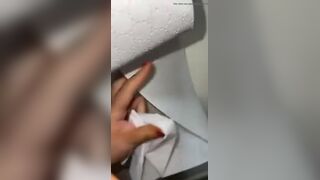 Girl pooping on toilet - video 10