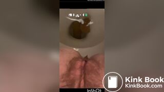 Pooping - video 656