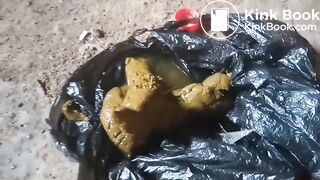 AFRICAN LADY POOPING IN AN ABANDONED HOUSE