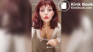 Hot Girl drops a fat log in the tub