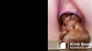 Sexy girl pooping on toilet - video 34