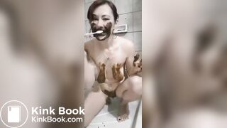 One of my favorite scat girl shitting and smearing - video 5