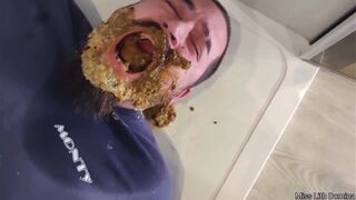 Scat diarrhea in mouth 3