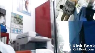 Grávida se cagou e mijou muito no consolo!