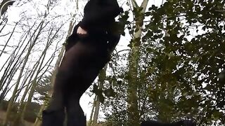 Women pooping outdoors1