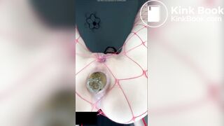 Cute girl shitting - video 34