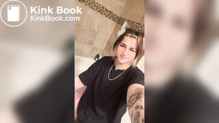Girl pooping - video 766