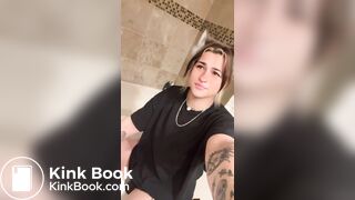 Girl pooping - video 766