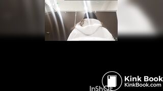 Pooping - video 633