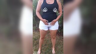 Girl poop - video 202