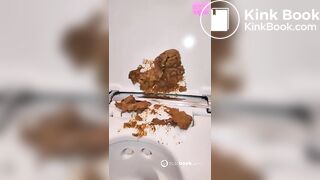 One of my favorite scat girl shitting on toliet