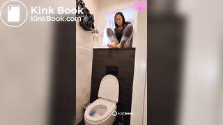 One of my favorite scat girl shitting on toliet