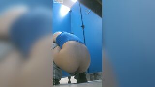 Chinese blue hair girl diarrhea