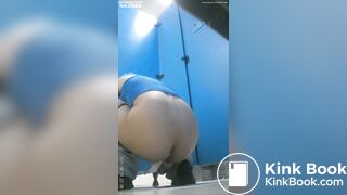 Chinese blue hair girl diarrhea