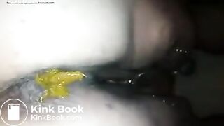 My SSBBW friend shitting for me in the bathtub again