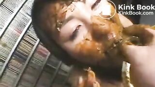 Japan Scat Eating Girl 1