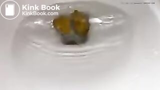 Girl takes a quick dump