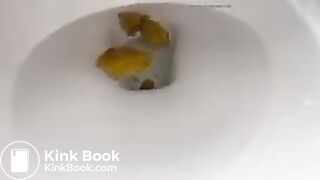 Girl takes a quick dump