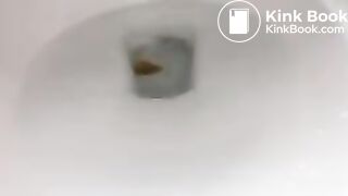 Girl takes a quick dump