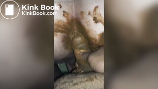 SSBBW friend shitting outdoors