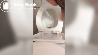 showing off my pussy and asshole after i take a dump